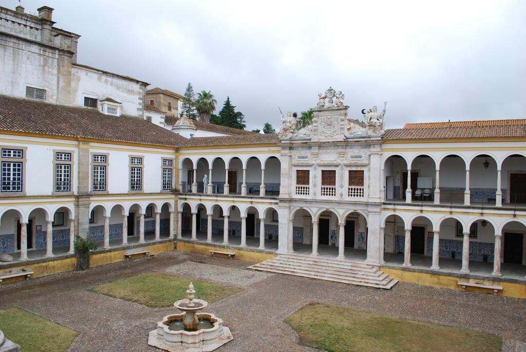 Ebora Home - Garage Free - Centro Historico Evora Exterior photo