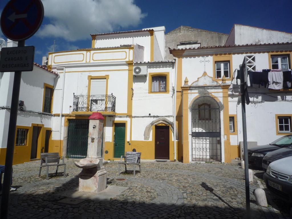 Ebora Home - Garage Free - Centro Historico Evora Exterior photo